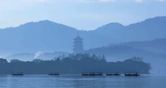 杭州西湖清晨雷峰塔远景