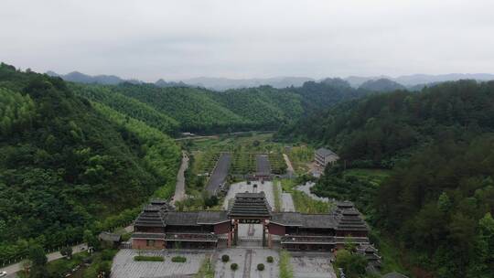 航拍湖南万佛山景区游客中心