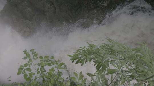 用途（宣传片，影视剧）元素：大水、河流