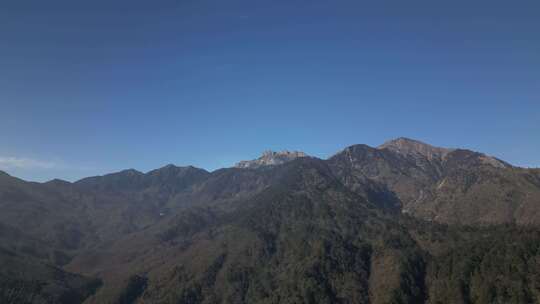 山川航拍山涧流水