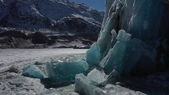 西藏林芝然乌来古冰川无人机航拍视频素材模板下载