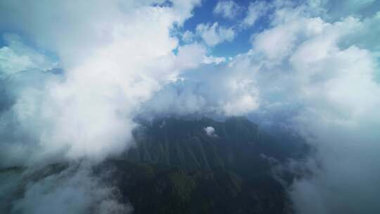 湖北襄阳古隆中云海山间景色航拍