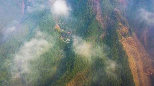 浙江杭州市建德玉泉寺晨雾航拍视频素材模板下载