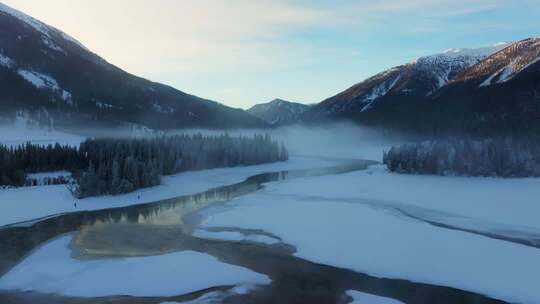 新疆阿勒泰地区喀纳斯景区雪景航拍