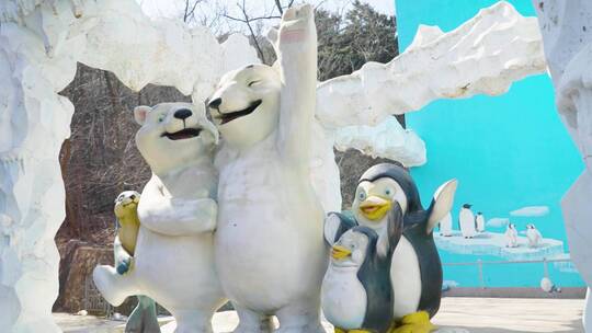 动物园公园雕塑白熊北极熊企鹅游乐场视频素材模板下载