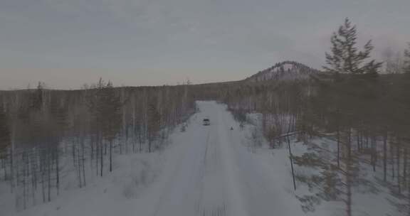 大兴安岭冬季冰雪道路