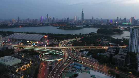 江苏省南京市新庄立交玄武湖夜景航拍风光视频素材模板下载