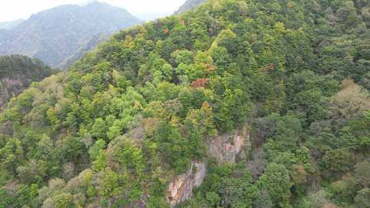 陕西太白县附近秦岭山脉初秋