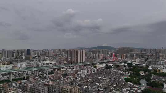 广东揭阳市榕城区揭阳大桥 下雨打雷雷暴