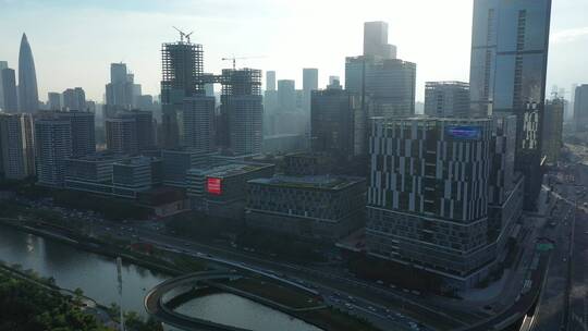 深圳湾科技生态园逆光左环绕