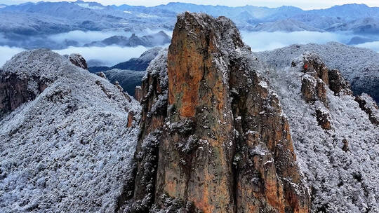 浦江仙华山雪景云雾希区柯克滑动变焦航拍