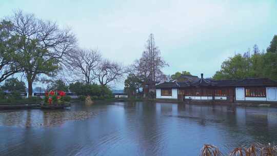 杭州西湖郭庄雨天风景