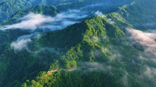 云海山川白云山脉大山峦山峦云雾气山河高山