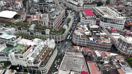 无人机俯拍福建省厦门市老城区街道交通