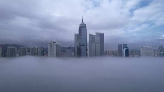 航拍烟台平流雾下的城市全貌