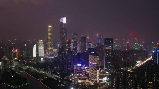 广州市中心珠江新城雨天夜景航拍