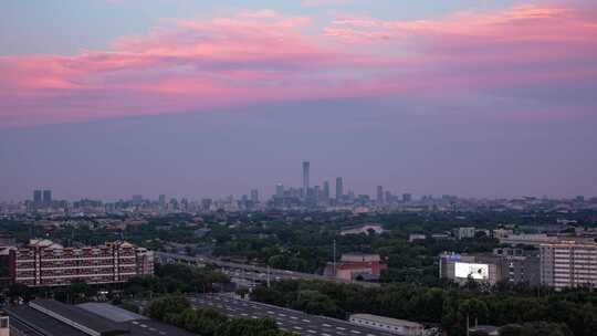 北京钟鼓楼与城市CBD天空晚霞