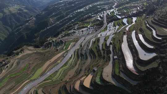 贵州黔东南加榜梯田古村落公路旅行航拍风光