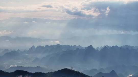 丁达尔效应耶稣光大自然延时航拍水墨山间