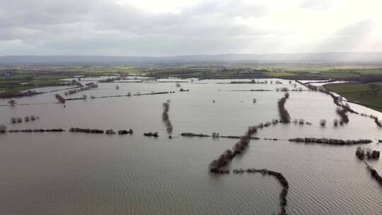航拍农村大面积洪水泛滥视频素材模板下载