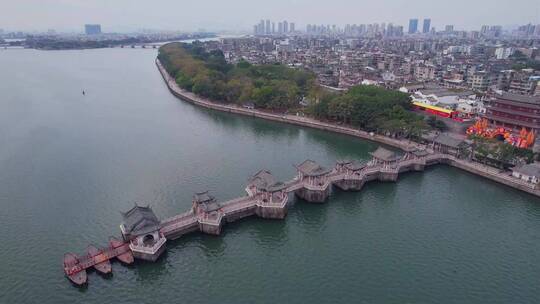 航拍潮州广济桥建筑景观