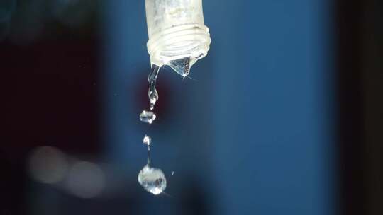 夏天水龙头滴水慢动作视频素材模板下载