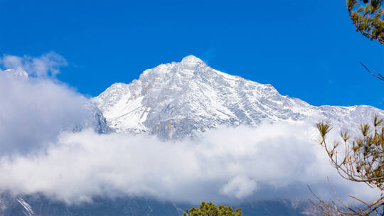 玉龙雪山