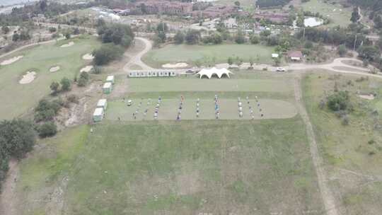 高尔夫露营基地