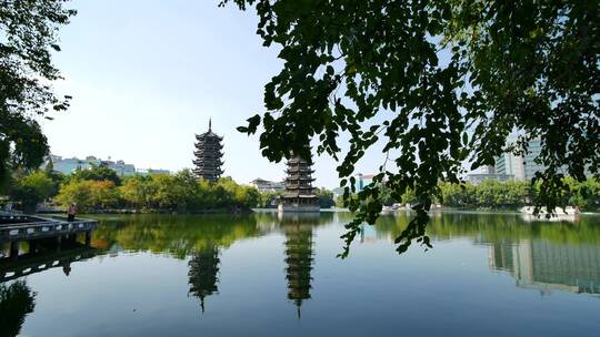 广西桂林两江四湖日月双塔