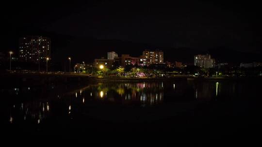 夜晚航拍渔民新村