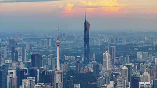 马来西亚吉隆坡莫迪卡石油双子塔日落夜景