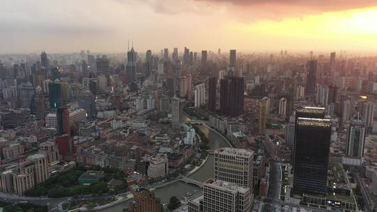 上海黄浦区城市高楼天际线风光
