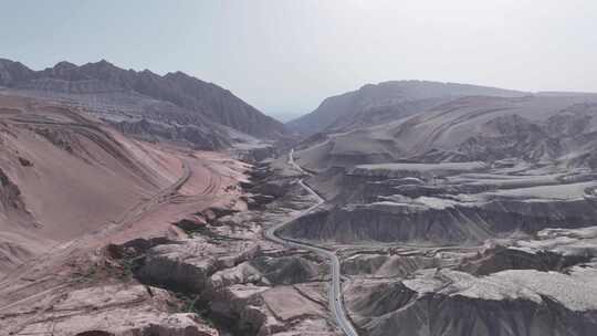 鄯善县吐峪沟大峡谷、火焰山及公路航拍