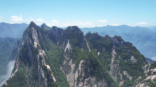 航拍陕西西岳华山山顶云海天空自然风光