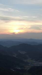 竖版航拍山川日落晚霞夕阳自然风光