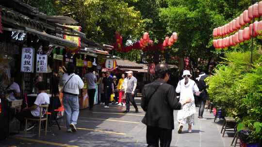 成都锦里古街走路第一视角路上行人街景人流