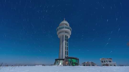 吉林四方顶子夜晚灯塔星轨视频素材模板下载