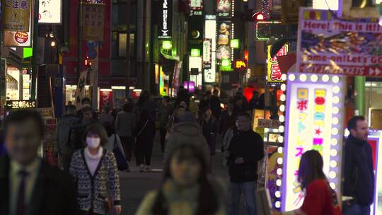 夜晚日本街头特写镜头视频素材模板下载