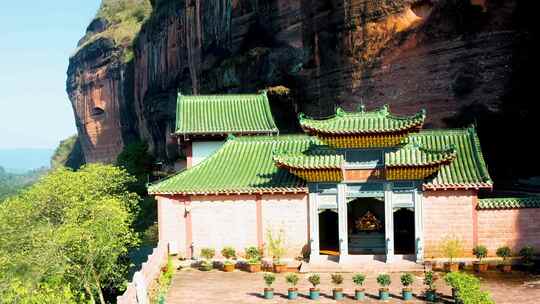 广东冬天丹霞山山水风光棉石岩寺