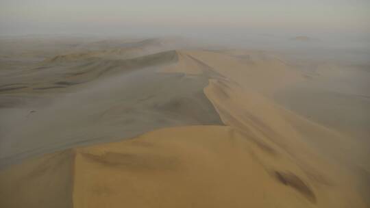沙漠水汽 水珠 水雾特写画面视频素材模板下载