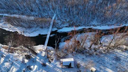 航拍大兴安岭不冻河根河雪景