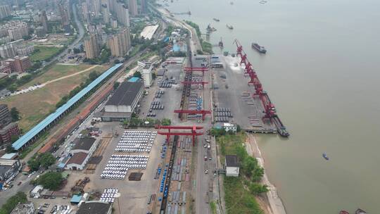 航拍长江货运码头港口江西九江视频素材模板下载