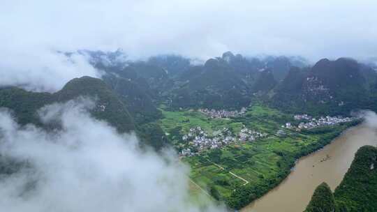 广西桂林烟雨漓江水墨画视频素材模板下载