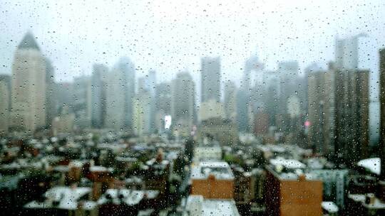窗外的雨天城市视频素材模板下载