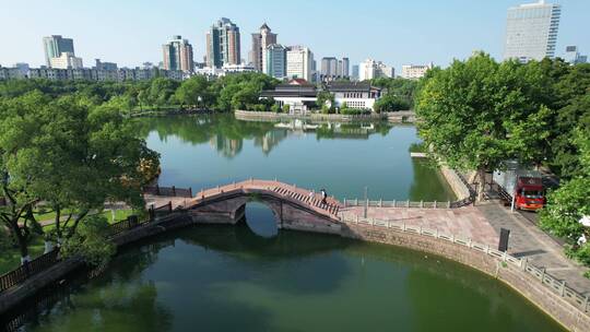 宁波市月湖公园风光