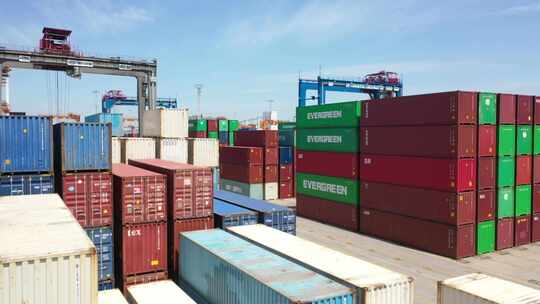 厦门自动化码头港口物流出口海运集装箱货轮
