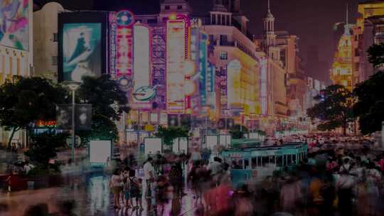 上海南京路步行街人流延时城市繁华夜景