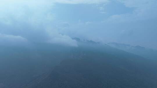 山峰森林云雾云海航拍庐山五老峰风景区远景