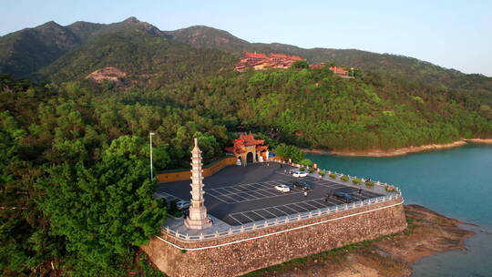 珠海金台寺佛教寺庙夕阳水库航拍视频素材模板下载