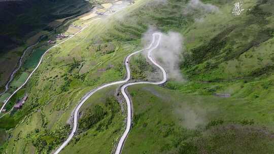 群山云海 盘山公路 人间仙境